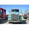 2000 Kenworth T800 SemiTractor Truck